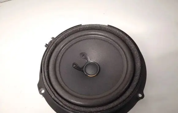 Ford Puma Front door speaker gn1518808cb gn15-18808-cb