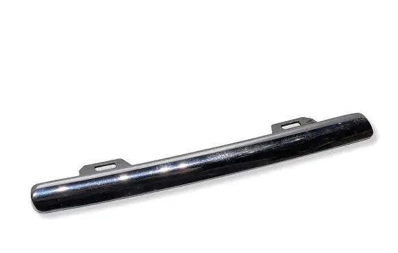 Ford Focus Front bumper upper radiator grill BM518200B