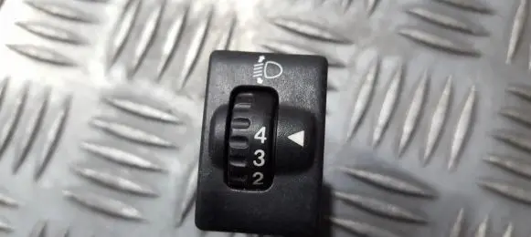 Suzuki Liana Headlight level height control switch 32932074 329-32074