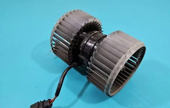 Heater fan/blower