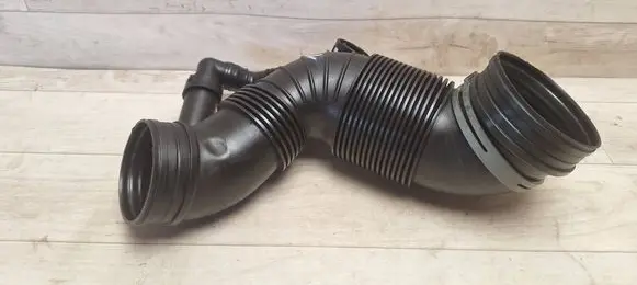 Volkswagen PASSAT B6 Air intake hose/pipe 3C0129654P 3C0129654