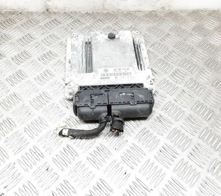 Skoda Octavia Mk2 (1Z) Engine control unit/module 03G906016BE 0281011947 1039S07020