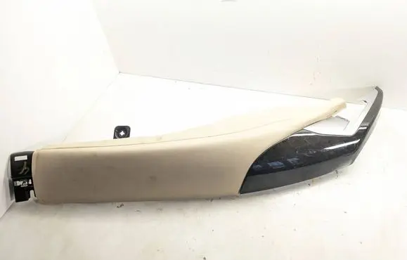 BMW 7 G11 G12 (C) pillar trim 7374647 9129406