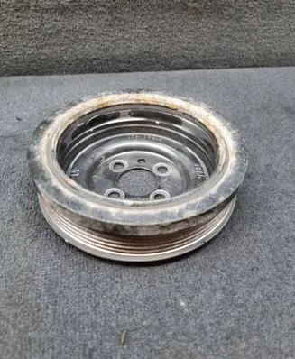 Audi A4 S4 B7 8E 8H Crankshaft pulley 03G105243 04L105243