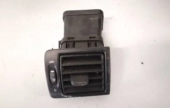 Volvo V50 Dash center air vent grill 30715099