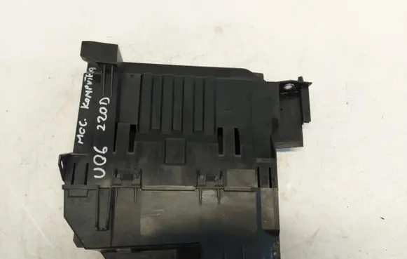 BMW 2 Active Tourer U06 Engine control unit holder 5A22699