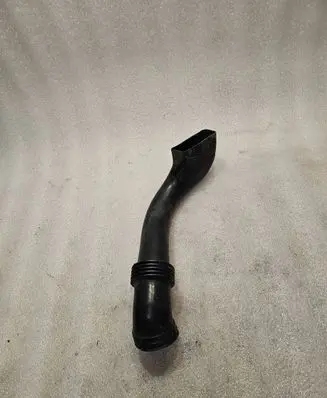 Audi A8 S8 D2 4D Air intake duct part 078129643C