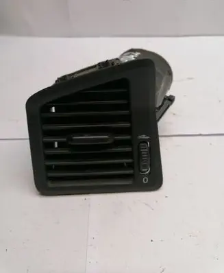 Volvo V70 Dashboard side air vent grill/cover trim 3409373