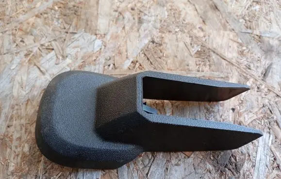 Fiat Freemont Front driver seat rail trim 2106975 1CZ14TRMAA