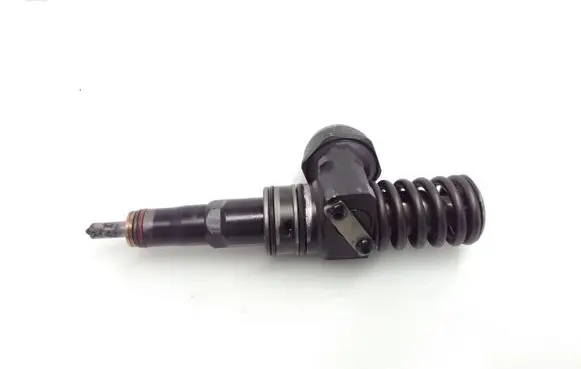Volkswagen Caddy Fuel injector 0414720232 038130073BR