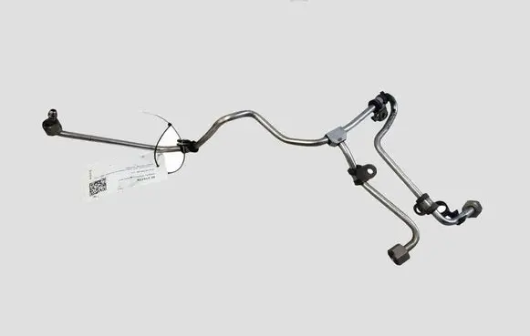 Audi Q5 SQ5 8R Fuel injector supply line/pipe