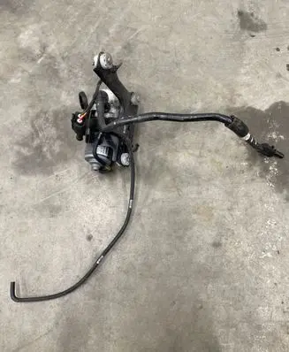 BMW 5 G30 G31 Vacuum pump 6880628 191620033 00928623