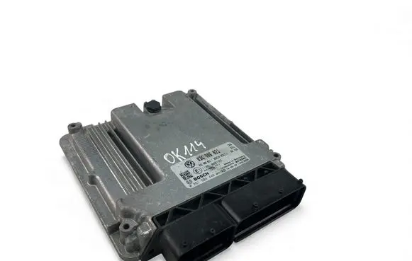 Volkswagen PASSAT B6 Engine control unit/module ECU 03C906021 0261S04448