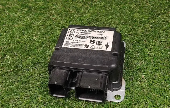 Ford Fusion II Airbag control unit/module DS7T14B321BB 0285012050