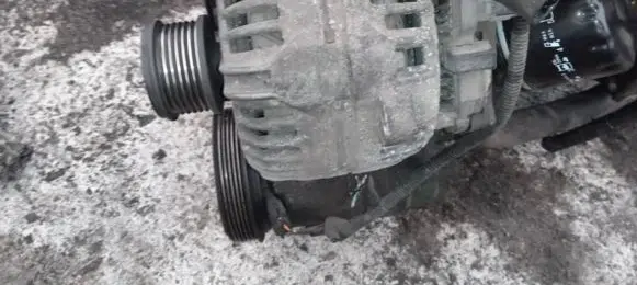 Renault Scenic II - Grand scenic II Generator/alternator 0124525082 8200390667