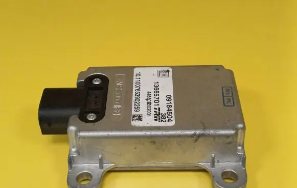Opel Vectra C ESP acceleration yaw rate sensor 13665701 09184504 448801002011