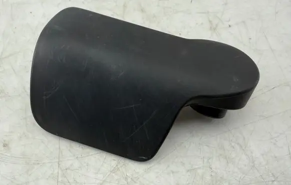 Audi A6 C7 Engine bonnet (hood) release handle 8T2823533