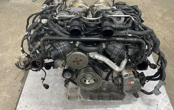 Porsche Panamera (971) Engine DGP 004856