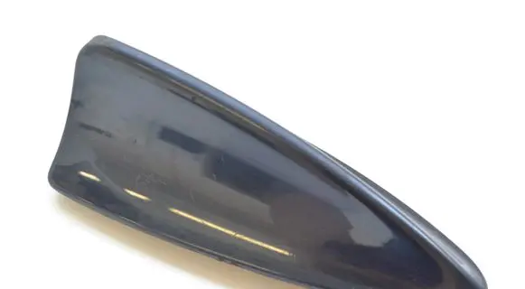 Nissan Pathfinder R51 Aerial GPS antenna 