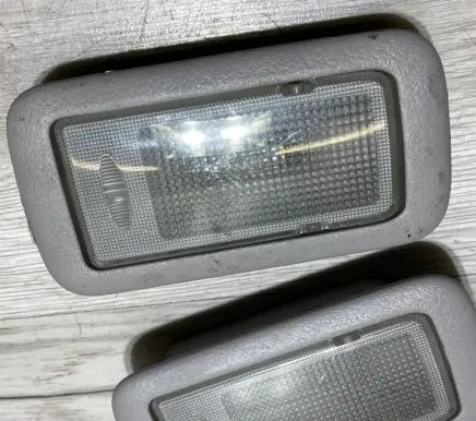 Mitsubishi Pajero Rear seat light