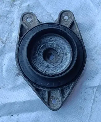 BMW i3 Front shock absorber/damper 6852212 685221202