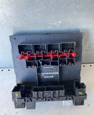 Volkswagen Touran I Comfort/convenience module 3C0937049AH H54S2202 F005V00660