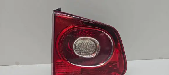 Volkswagen Tiguan Tailgate rear/tail lights 5N0945093C