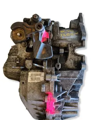 Volvo XC70 Manual 6 speed gearbox P9482342 M66EA51 T100343