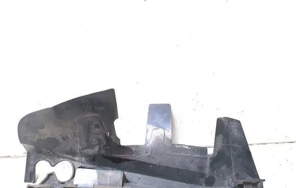 Skoda Superb B5 (3U) Intercooler air guide/duct channel 3U0121283A