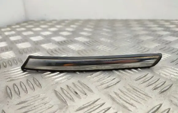Mini One - Cooper Coupe R56 Fender end trim 