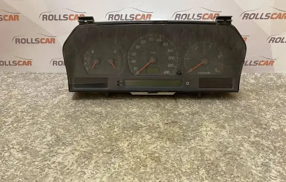 Volvo S70 V70 V70 XC Speedometer (instrument cluster) 9168138 9168386 69794700T