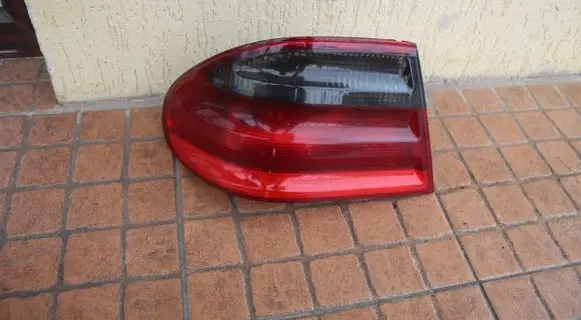 Mercedes-Benz E W210 Rear/tail lights A2108208164