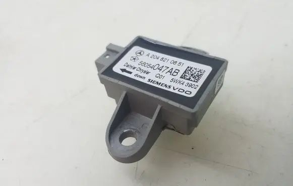 Mercedes-Benz C W204 Airbag deployment crash/impact sensor A2048210651