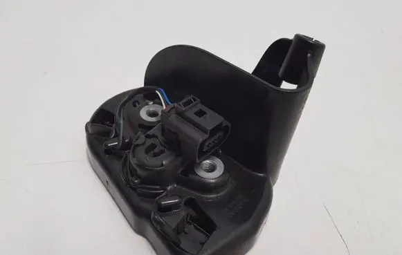 Volkswagen Transporter - Caravelle T5 Sliding door lock 7H0843604
