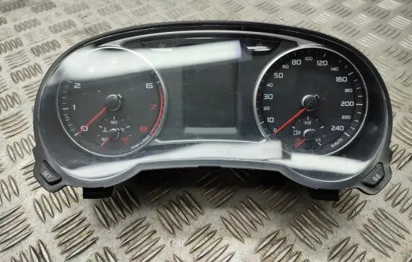 Audi A1 Speedometer (instrument cluster) 8X0920930M