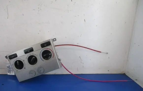 Toyota Corolla Verso E121 Climate control unit 55900-0F011
