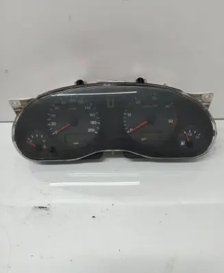 Volkswagen Sharan Speedometer (instrument cluster) 7M0920821H