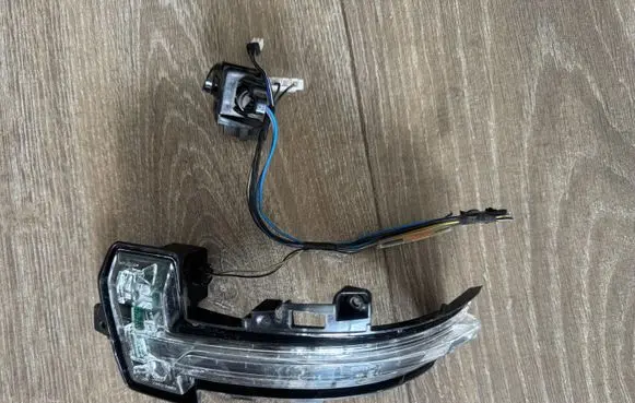Renault Megane E-Tech Mirror indicator light LVW03ST0899