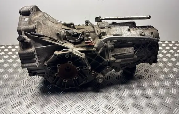 Audi A4 S4 B7 8E 8H Manual 6 speed gearbox 4660000649 0A2300040N