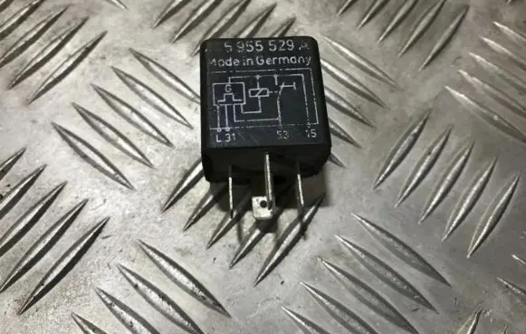 Audi A6 S6 C4 4A Other relay 445955529a 005374-00