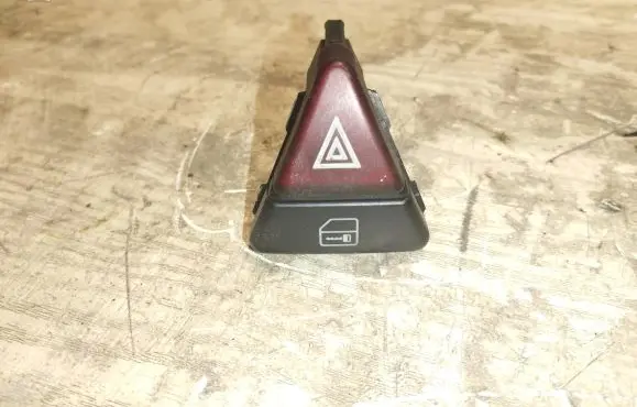 Mercedes-Benz A W168 Hazard light switch 1688206710 33100101