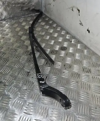 Seat Altea Front wiper blade arm