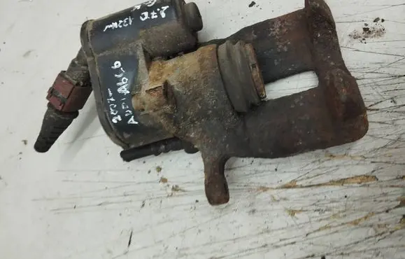 Audi A6 S6 C6 4F Rear brake caliper 