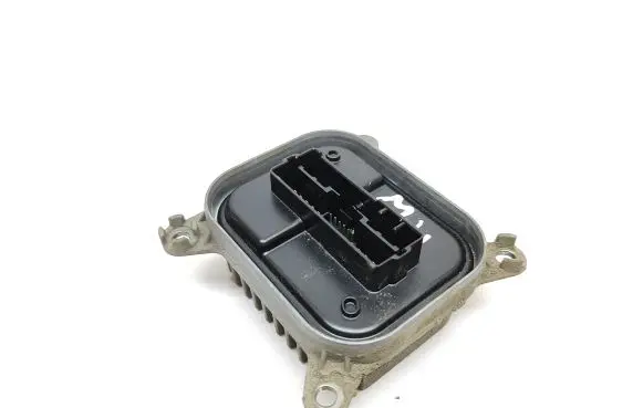 Tesla Model Y LED ballast control module 153292509E