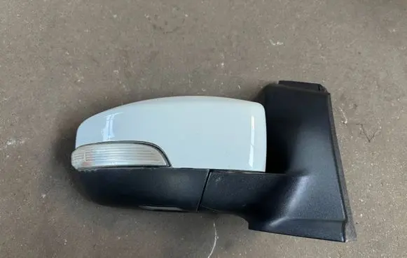 Ford Kuga II Front door electric wing mirror 