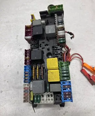 Mercedes-Benz Sprinter W907 W910 Fuse box set A9075450100 18D137FA021117