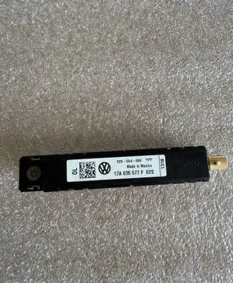 Volkswagen Jetta USA Aerial antenna amplifier 920554006 17A035577F