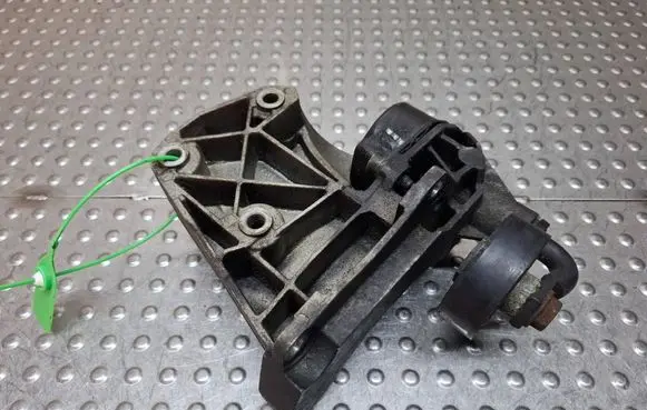 BMW 7 E65 E66 Generator/alternator bracket S27705837 7786708