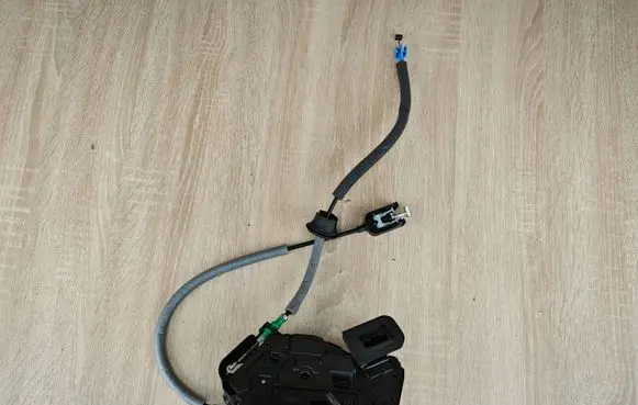Audi Q3 F3 Rear door lock 5TA839016K