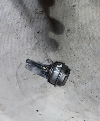 Volvo XC90 Turbo system vacuum part 7148261